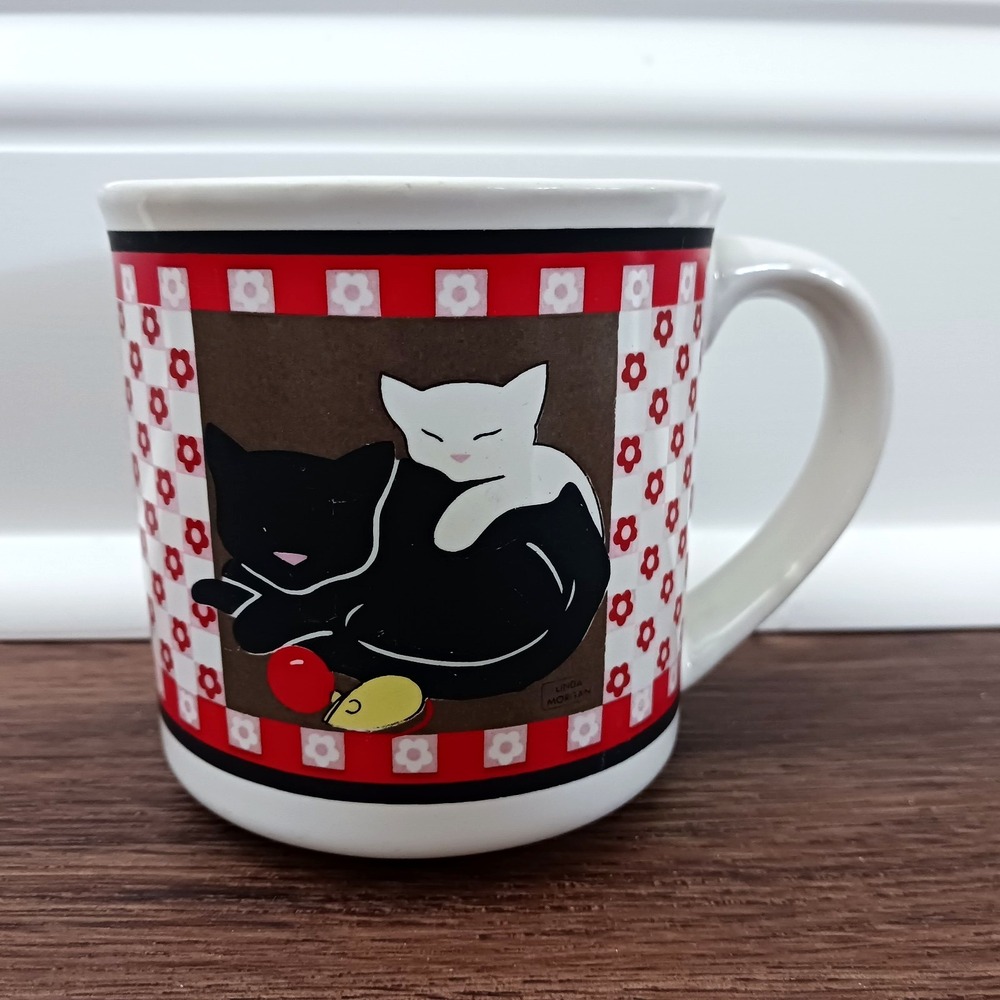 Vintage Black White Cat Mice Red Flowers Coffee Cup Mug Linda Morgan